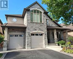 448 RAHUL CRESCENT Ottawa, ON K2C 4H7
