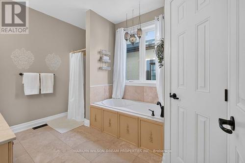 448 Rahul Crescent, Ottawa, ON 