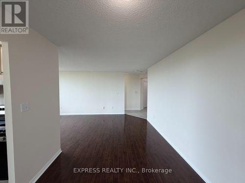 607 - 39 PEMBERTON AVENUE , Toronto, Ontario M2M 4L6 5