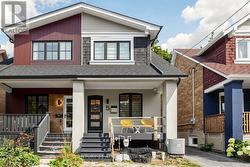 5 BERTMOUNT AVENUE Toronto, ON M4M 2X8