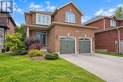 35 AUBURN COURT Barrie, ON L4N 6G9