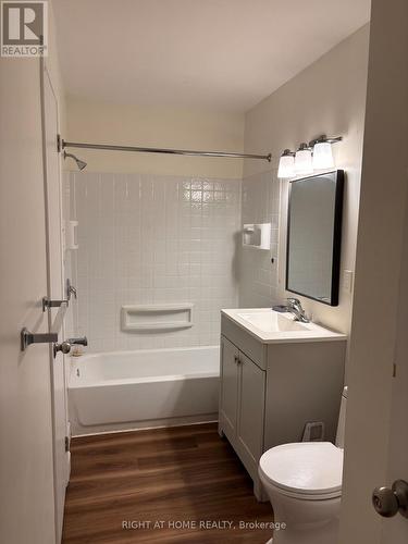 52 SUMNER PLACE , London South (South T), Ontario N5Z 3Z3 5