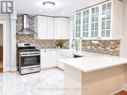 438 CHRISTIE STREET , Toronto, Ontario M6G 3C6 3
