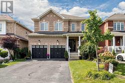 7 OCEANPEARL CRESCENT Whitby, ON L1N 0C5