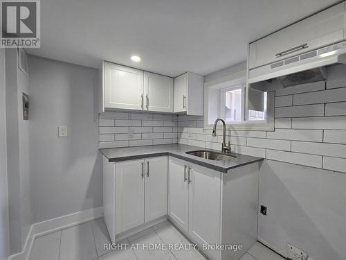 BSMT - 984 OSSINGTON AVENUE , Toronto, Ontario M6G 3V6 4