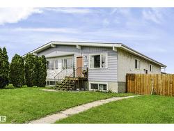 11624 152 AV NW  Edmonton, AB T5X 1C7