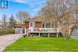 995 GARRARD AVENUE Mississauga, ON L5E 1L4