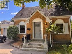 225 BRIDGEPORT Road E Waterloo, ON N2J 2K7