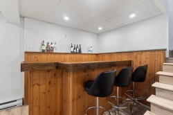 Family Room - 