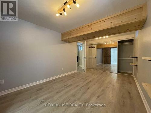 LOWER - 69 SIMPSON ROAD , Newmarket, Ontario L3Y 5E5 5