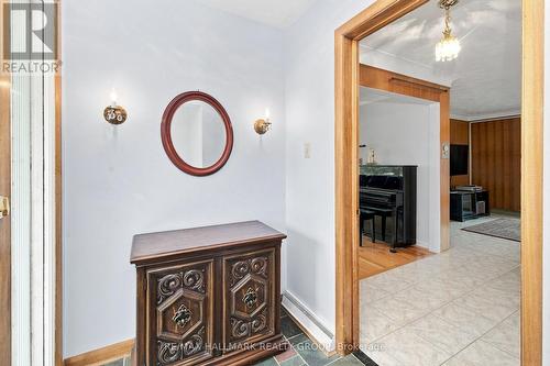 855 Mountainview Avenue, Ottawa, ON 