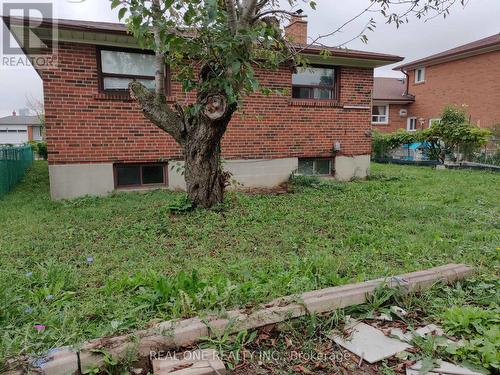 BASEMENT - 49 CORINTHIAN BOULEVARD , Toronto, Ontario M1W 1B4 4