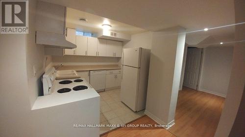 BSMT - 460 MENCZEL CRESCENT , Newmarket, Ontario L3X 2P6 4