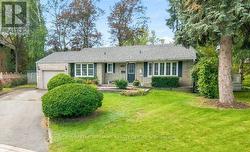 228 KATHRYN CRESCENT Newmarket, ON L3Y 1M1