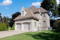 6 Rue de Montebello Blainville, QC J7B 1L2