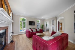 Salon - 