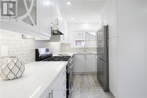 UPPER - 52 ELLIOTT AVENUE , Hamilton, Ontario L8T 2H8 5