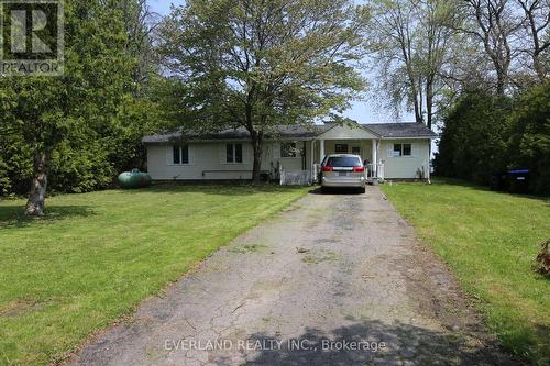 745 HARBOUR STREET , Innisfil, Ontario L0L 1W0 5