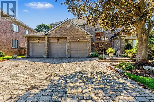 80 GLENAYR ROAD  Richmond Hill, ON L4B 2V5