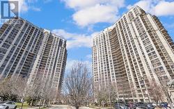 1027 - 700 HUMBERWOOD BOULEVARD Toronto, ON M9W 7J4
