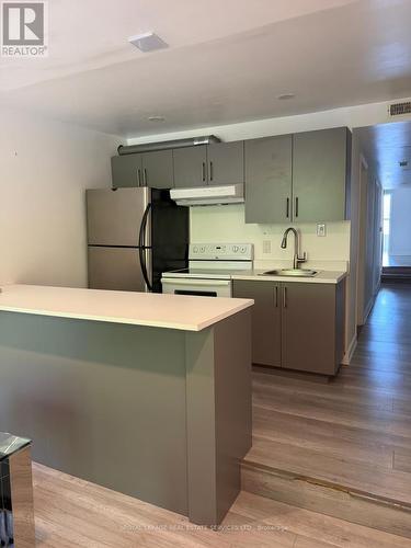 UPPER - 1226 KING STREET W , Toronto, Ontario M6K 1G4 4