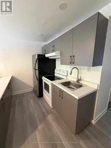 UPPER - 1226 KING STREET W , Toronto, Ontario M6K 1G4 5
