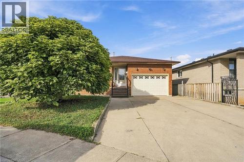 42 Lasila Court, Hamilton, ON 