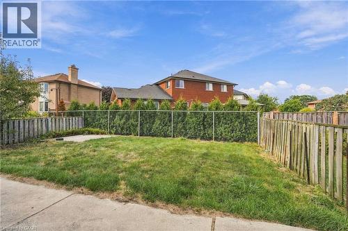 42 Lasila Court, Hamilton, ON 