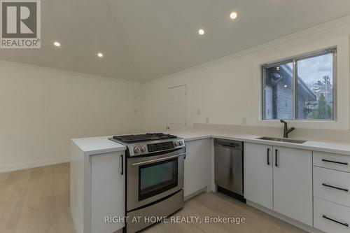 1480 Kenmuir Avenue, Mississauga, ON 