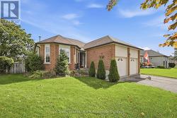 25 CEDAR COURT Kawartha Lakes (Lindsay), ON K9V 6A9