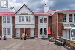 61 - 1 PLACE D'ARMES Kingston (East Of Sir John A. Blvd), ON K7K 6S3