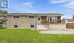 6 YORK STREET Lambton Shores (Forest), ON N0N 1J0