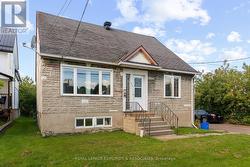 526 MACKAY STREET Pembroke, ON K8A 1E6