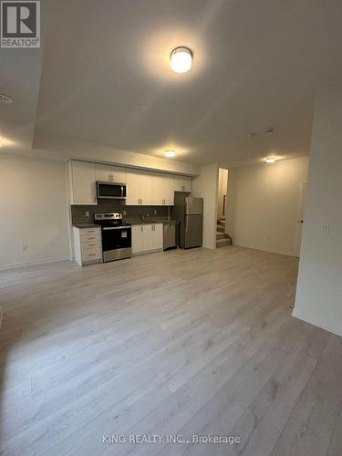 32 - 3409 RIDGEWAY DRIVE , Mississauga, Ontario L5L 0B9 2