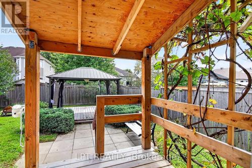 97 BLACK BEAR WAY , Ottawa, Ontario K2S 2G6 4
