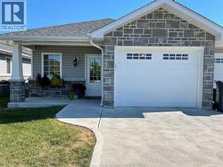 137 MEADOWVIEW AVENUE Amherstburg, ON N9V 0E9