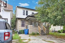 430-432 CAMPBELL Windsor, ON N9B 2H4