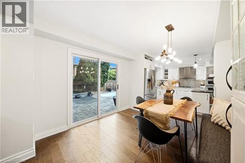 3277 Woodside Avenue, Burlington, ON 