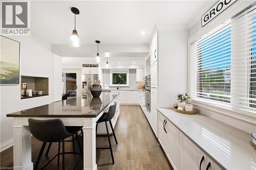 3277 Woodside Avenue, Burlington, ON 