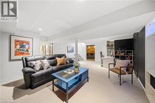 3277 Woodside Avenue, Burlington, ON 