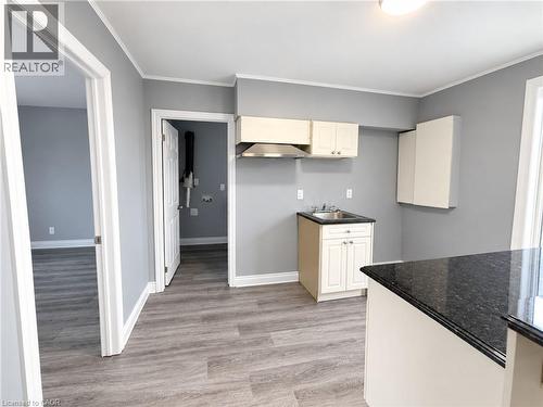 491 E MAIN Street Unit# Unit B , Cambridge, Ontario N1R 5S7 3