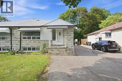 14 AVONDALE Boulevard Brampton, ON L6T 1H3