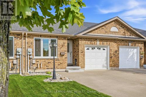 8 BLUEGRASS CRESCENT  St. Catharines (Oakdale), ON L2P 0A7