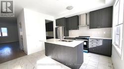 48 WATERSIDE WAY Whitby, ON L1N 0N1