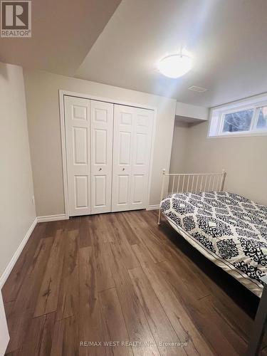 57 STARVIEW DRIVE , Toronto, Ontario M9M 1K7 4