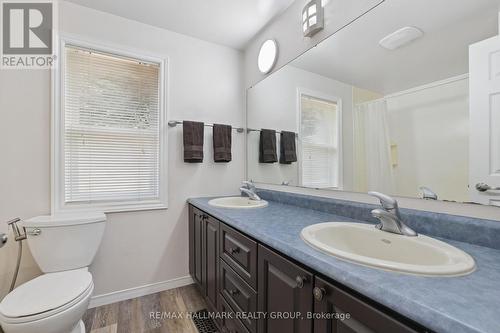 27 Brando Crescent, Ottawa, ON 