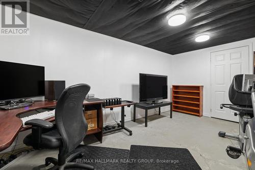 Rec room - 27 Brando Crescent, Ottawa, ON 