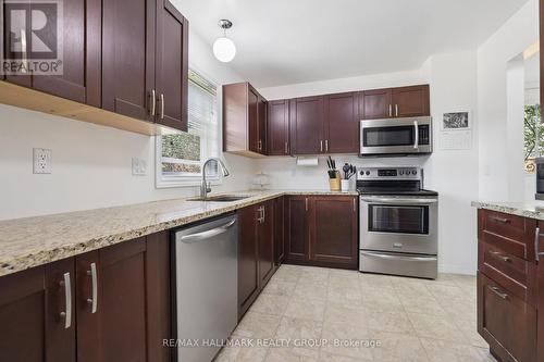 27 Brando Crescent, Ottawa, ON 