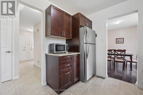27 Brando Crescent, Ottawa, ON 