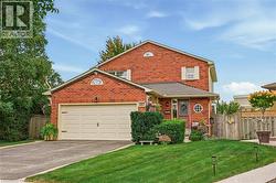 607 CLOVER PARK Crescent Milton, ON L9T 4T7